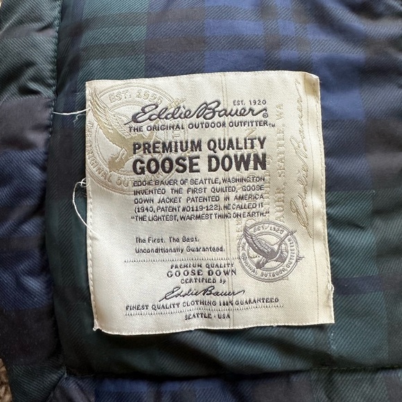 Eddie Bauer Oversized Down Throw - Picture 2 of 6
